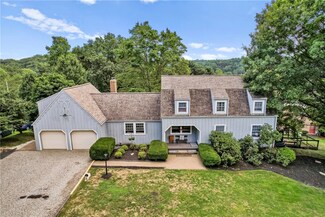 302 Jackson Dr, Apollo, PA 15613