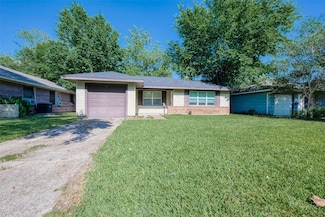325 Linda St, Deer Park, TX 77536