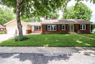 902 S Windsor St, Windsor, MO 65360