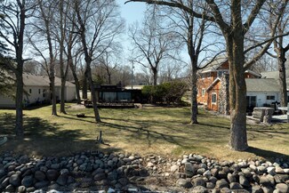 456 Shorewood Dr, Detroit Lakes, MN 56501