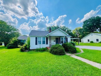 815 N 2nd St, Baldwyn, MS 38824