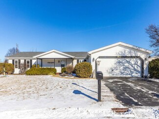 912 Shetland Ct, Grayslake, IL 60030