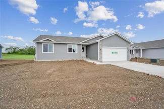 2408 Spruce St, Granger, IA 50109