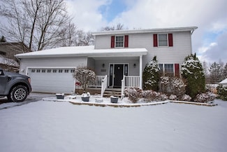 8680 Hawick Rd, Erie, PA 16509