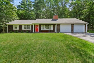 12 Hawthorne Rd, Sturbridge, MA 01566