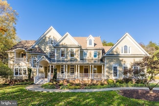 615 Kentland Dr, Great Falls, VA 22066