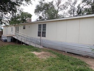 11 Bunton Rd, Belen, NM 87002