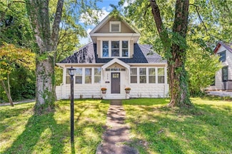 355 E Walnut St, Corydon, IN 47112