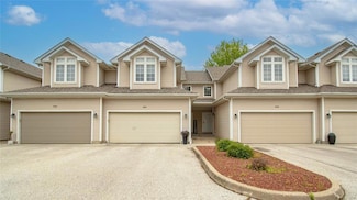 900 67th St Unit 503, West Des Moines, IA 50266