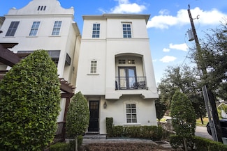 2131 Mcilhenny St, Houston, TX 77004