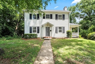 904 Edgewood Cir, Gastonia, NC 28052