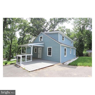 3170 Oakmont Ave, Triangle, VA 22172
