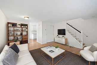 51 Village Green Dr, North Andover, MA 01845