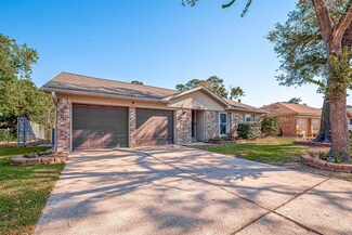 670 Fawn Dr, Houston, TX 77015