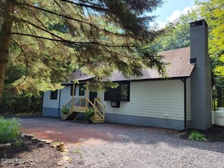 190 Fox Rd, Dingmans Ferry, PA 18328