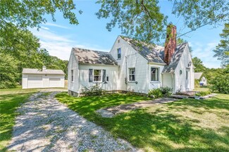 598 Oak Street Extension, New Bedford, PA 16140
