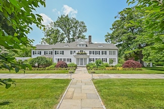 151 Long Ridge Rd, Danbury, CT 06810