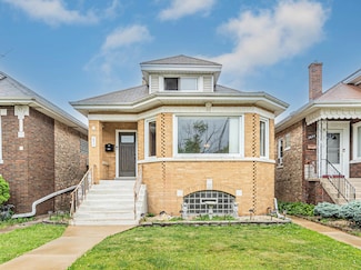 2822 N 76th Ct, Elmwood Park, IL 60707