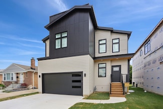5041 N Octavia Ave, Harwood Heights, IL 60706