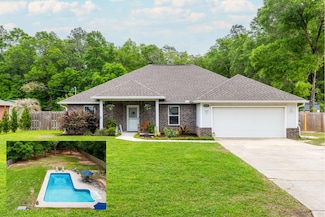 6626 Fernwood Dr, Milton, FL 32570