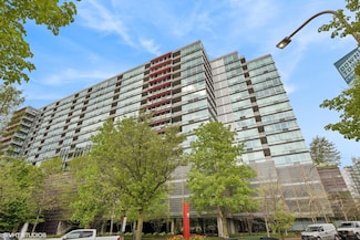 800 Elgin Rd Unit 817, Evanston, IL 60201