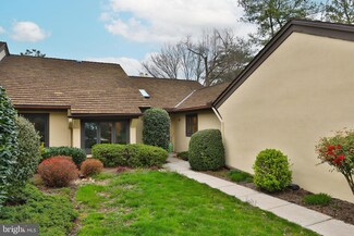 3 Horsetrail Ln, Blue Bell, PA 19422