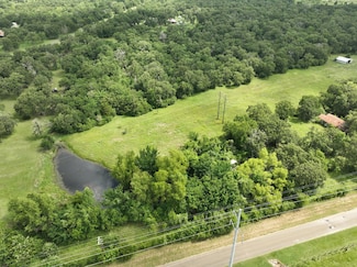 11850 Roese Rd, Iola, TX 77861