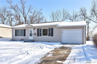 7341 S 70th St, La Vista, NE 68128