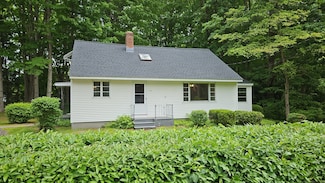 375 Main St, Deep River, CT 06417