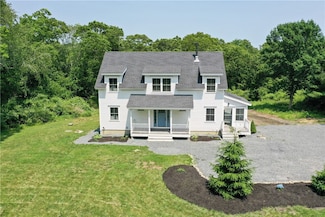 26 Old Stone Church Rd, Little Compton, RI 02837