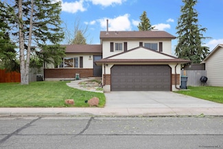 5401 Rangeview Dr, Cheyenne, WY 82001