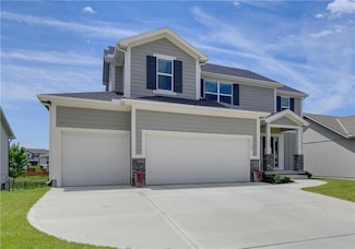 19629 W 196th St, Spring Hill, KS 66083