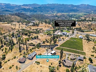 752 Sunnyside Rd, Saint Helena, CA 94574