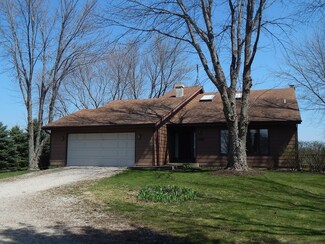17N853 Harmony Rd, Hampshire, IL 60140
