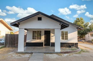 4584 E Balch Ave, Fresno, CA 93702