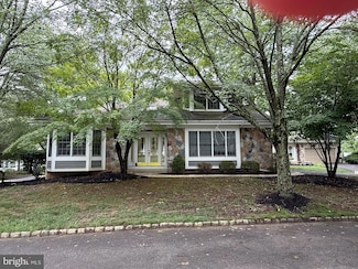 1 Cranberry Ct, Princeton, NJ 08540