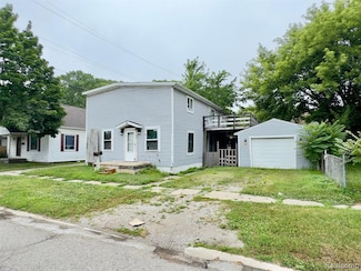 909 Elmwood St, Port Huron, MI 48060