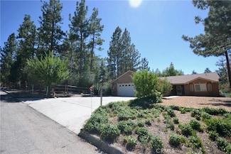 899 Mcalister Rd, Big Bear City, CA 92314