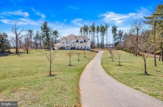 13912 Manor Rd, Phoenix, MD 21131