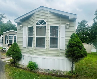 1782 South Rd Unit Lot 76, Wappingers Falls, NY 12590