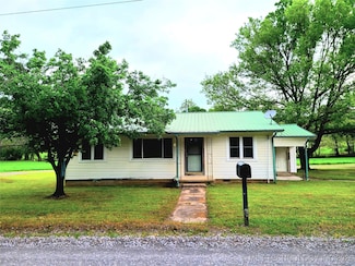 1950 Cedar Bluff Rd, Fort Gibson, OK 74434