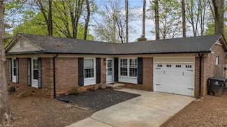 229 Montpelier Dr, Winston Salem, NC 27103