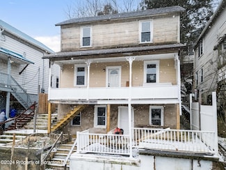 55 Stanley St, Hanover Township, PA 18706
