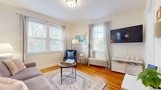 191 Kent St Unit 3, Brookline, MA 02446