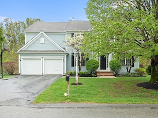 118 Palomino Dr, North Andover, MA 01845
