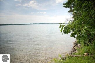 0 Skegemog Point Rd Unit North, Williamsburg, MI 49690