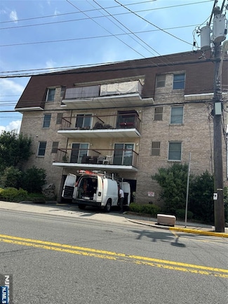 108 Palisade Ave Unit 5A, Cliffside Park, NJ 07010