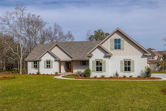 219 Harbor Pointe Dr, Brunswick, GA 31523