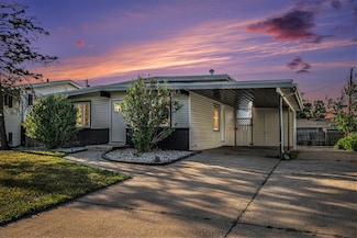 3113 Farmer Dr, Highland, IN 46322