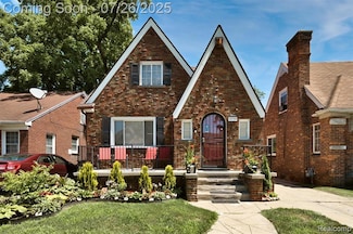 18700 San Juan Dr, Detroit, MI 48221